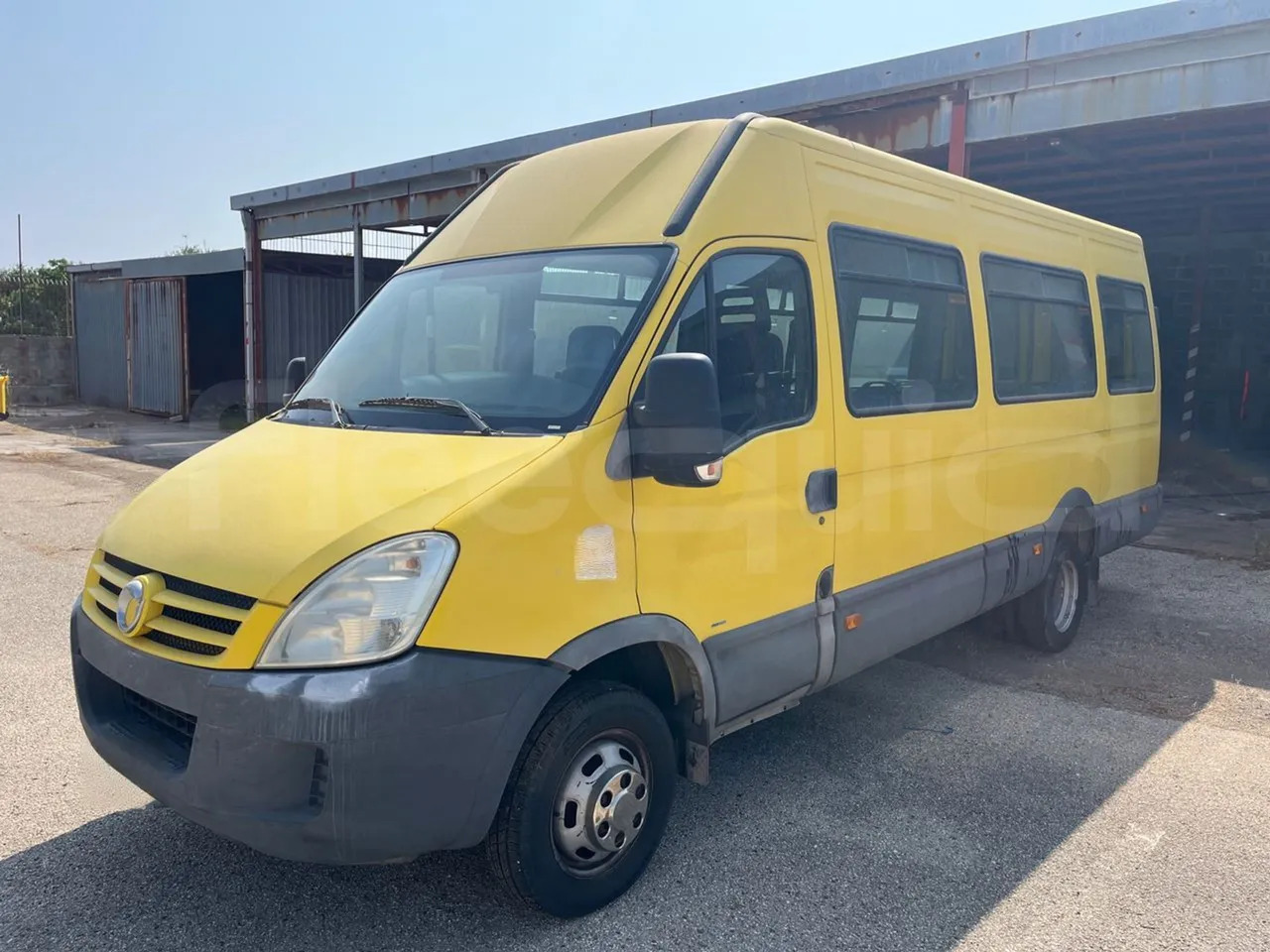 Iveco Daily - Autocarro escolar: foto 4 Iveco Daily - Autocarro escolar: foto 4