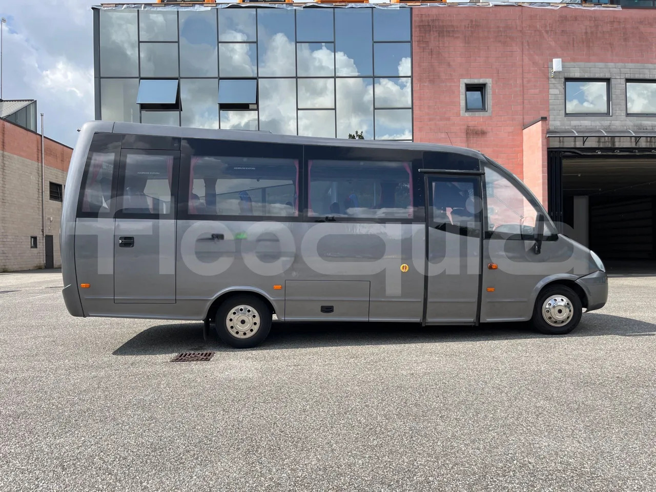 Autocarro Iveco Daily: foto 11