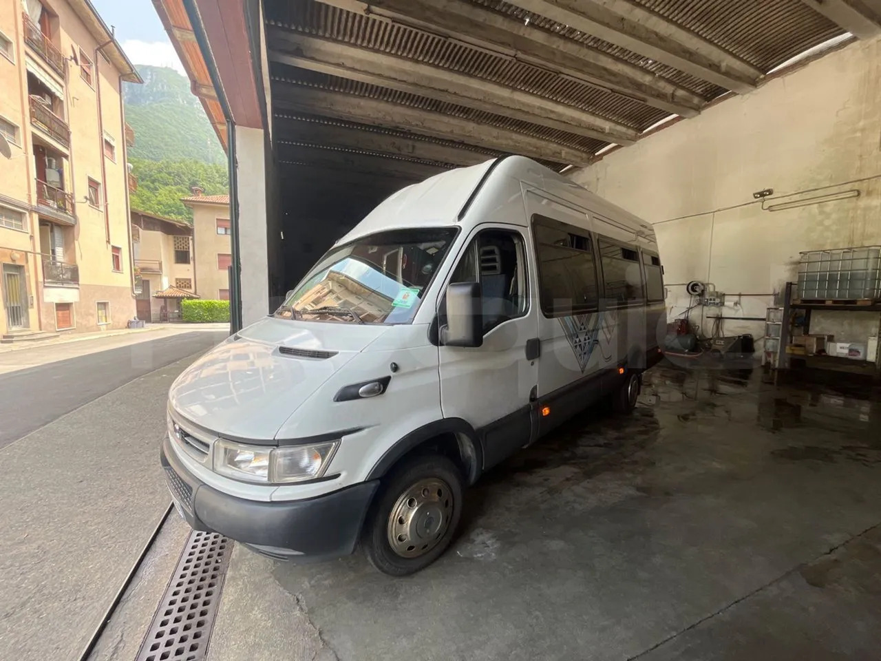 Iveco Daily - Minibus, Furgão de passageiros: foto 4 Iveco Daily - Minibus, Furgão de passageiros: foto 4