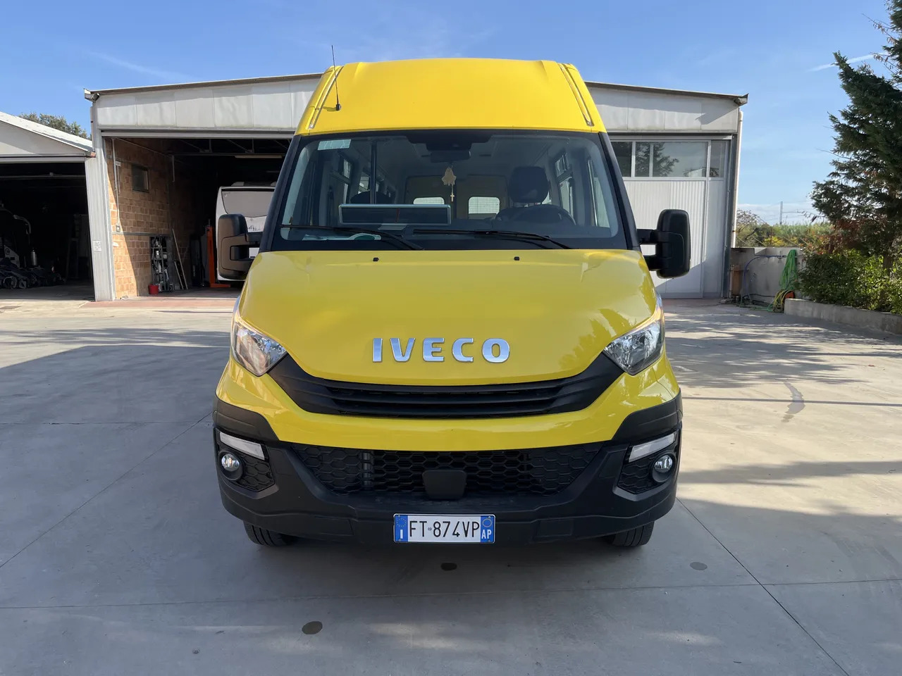 Iveco Daily - Autocarro escolar: foto 2 Iveco Daily - Autocarro escolar: foto 2