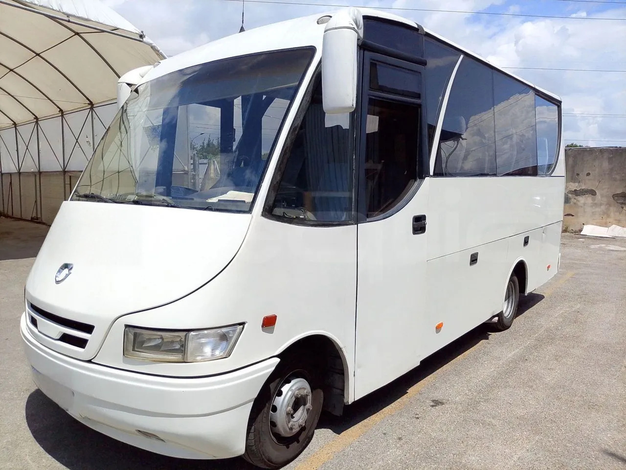 Iveco Daily - Autocarro: foto 1 Iveco Daily - Autocarro: foto 1