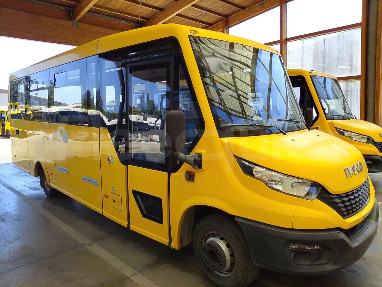 Iveco Indcar - Autocarro escolar: foto 1 Iveco Indcar - Autocarro escolar: foto 1