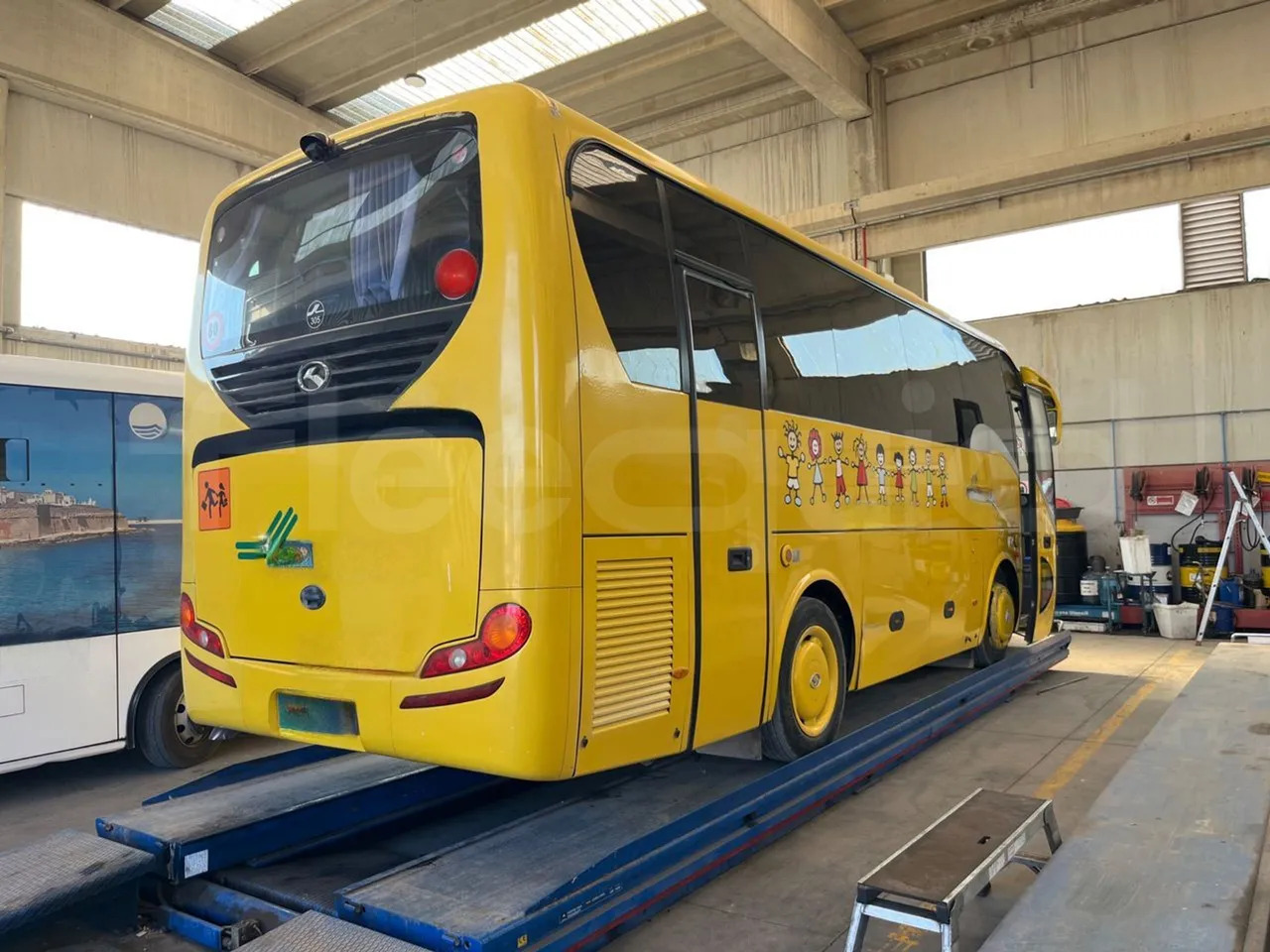 Autocarro King Long XMQ6800: foto 10