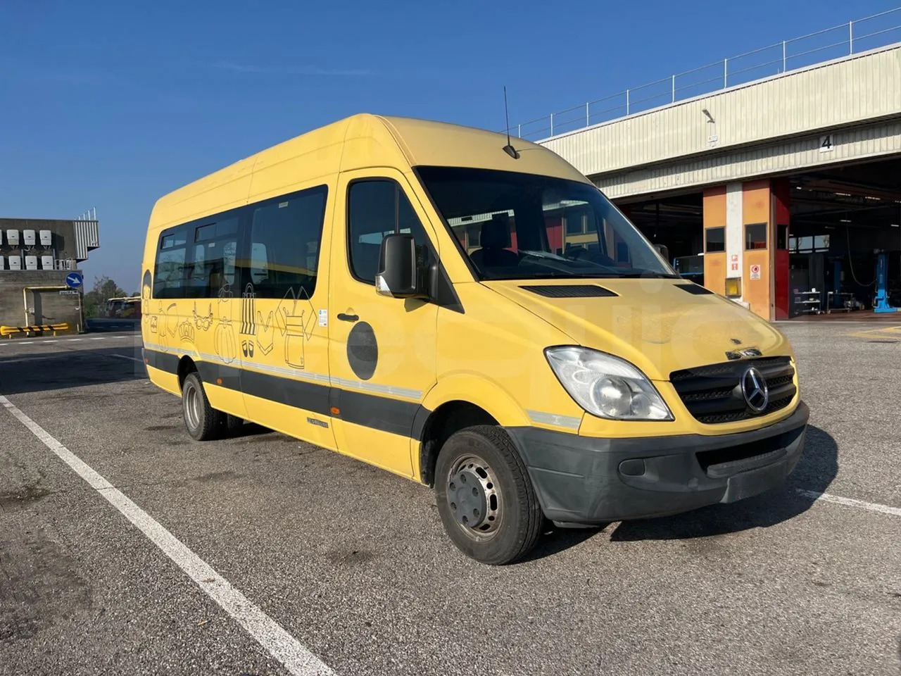 Autocarro escolar Mercedes-Benz Sprinter: foto 1