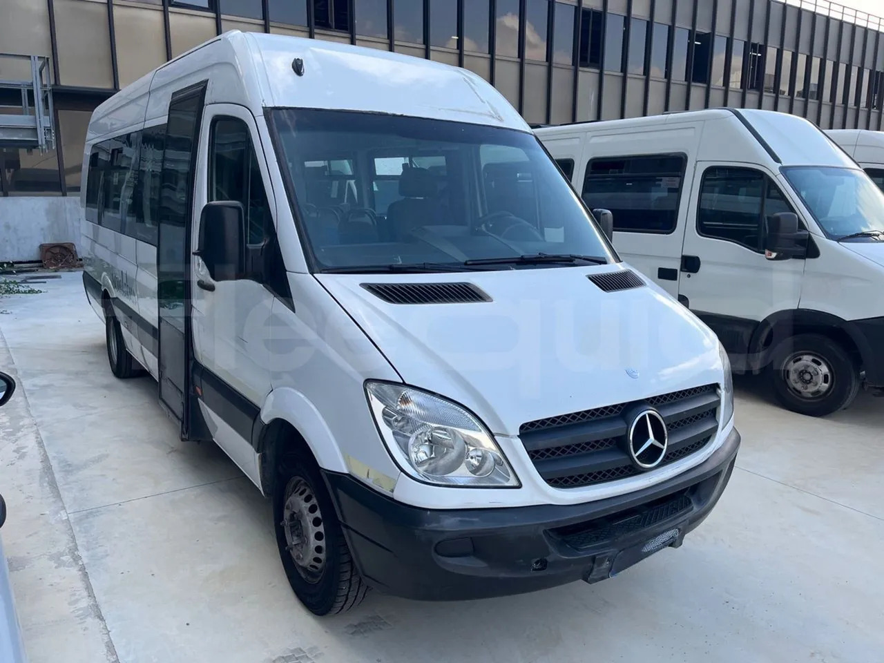 Mercedes-Benz Sprinter - Autocarro: foto 1 Mercedes-Benz Sprinter - Autocarro: foto 1