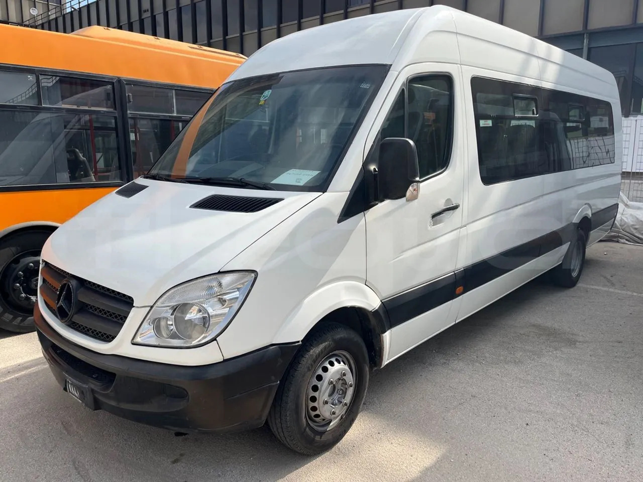 Mercedes-Benz Sprinter - Minibus, Furgão de passageiros: foto 4 Mercedes-Benz Sprinter - Minibus, Furgão de passageiros: foto 4