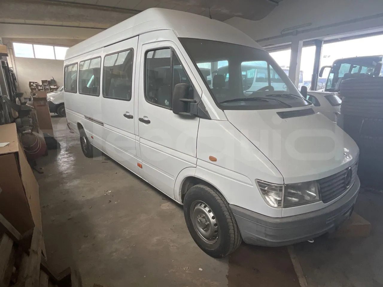 Mercedes-Benz Sprinter - Minibus, Furgão de passageiros: foto 1 Mercedes-Benz Sprinter - Minibus, Furgão de passageiros: foto 1