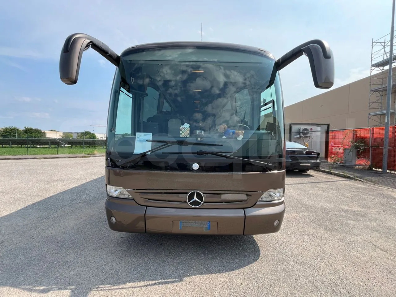 Mercedes-Benz Tourino - Autocarro: foto 2 Mercedes-Benz Tourino - Autocarro: foto 2