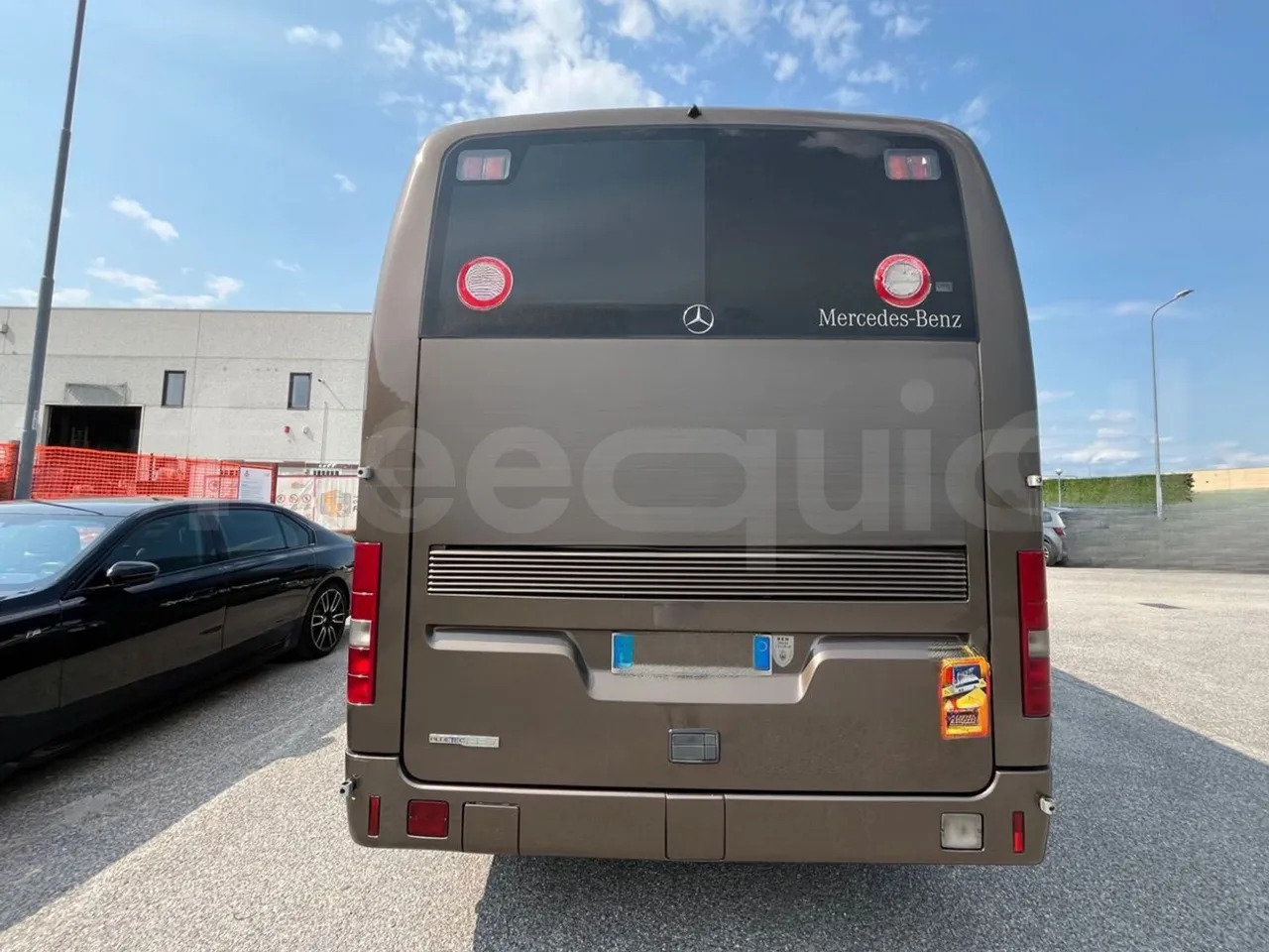 Mercedes-Benz Tourino - Autocarro: foto 5 Mercedes-Benz Tourino - Autocarro: foto 5