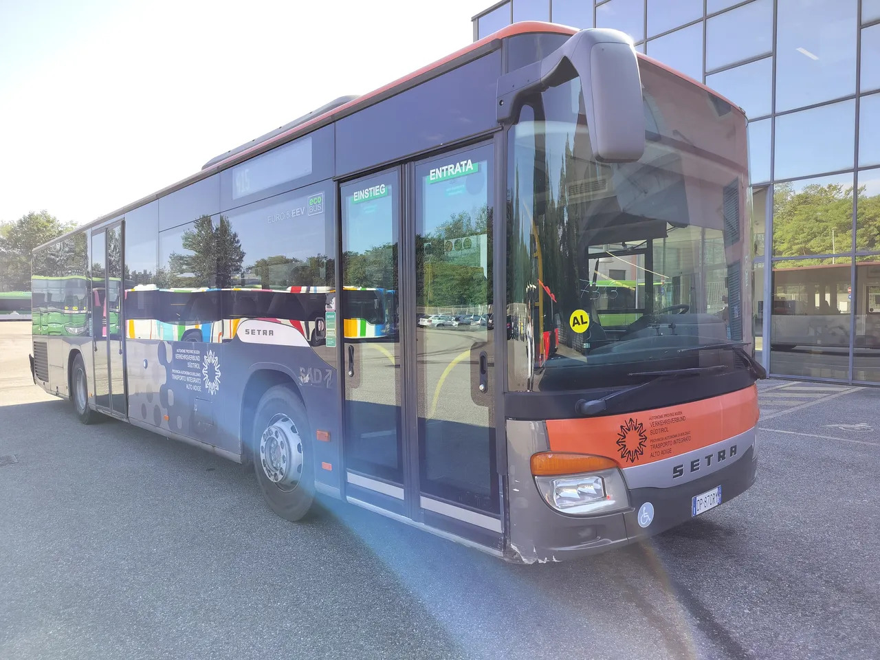 Setra S415 - Ônibus suburbano: foto 1 Setra S415 - Ônibus suburbano: foto 1