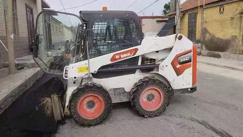 Bobcat S 510 - Mini pá carregadora: foto 1 Bobcat S 510 - Mini pá carregadora: foto 1