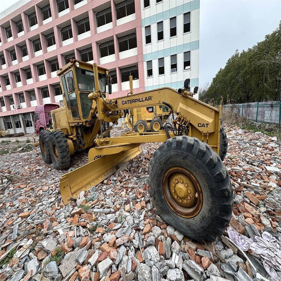 CAT 140 G - Motoniveladora: foto 5 CAT 140 G - Motoniveladora: foto 5