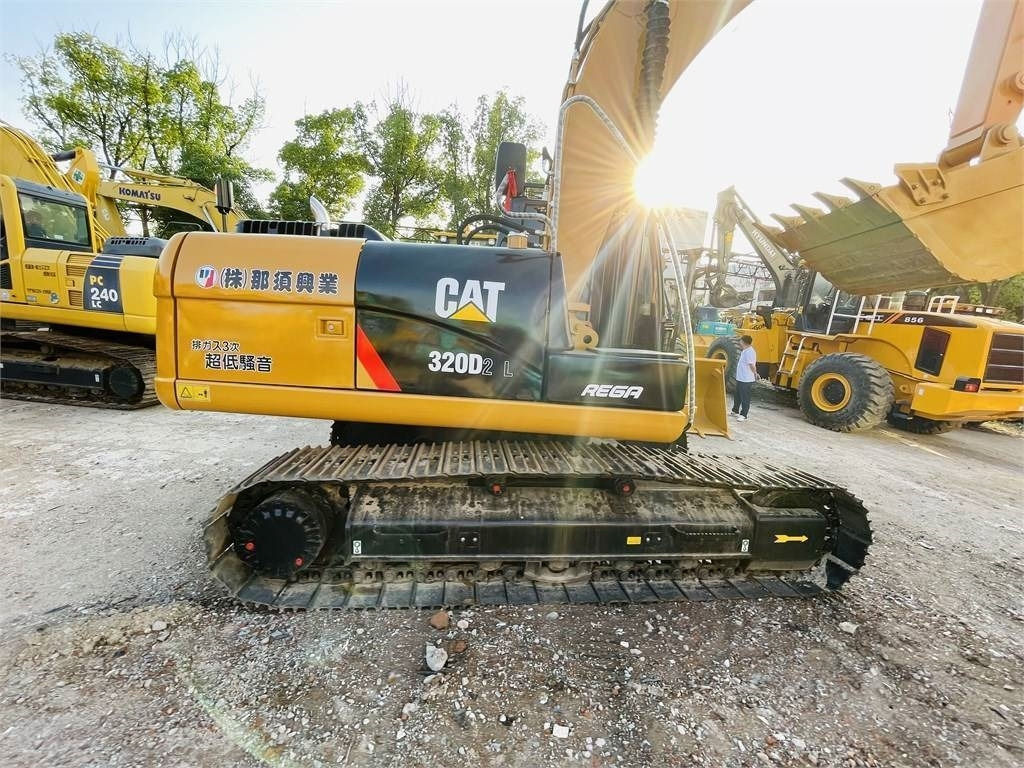 CAT 320D2L - Escavadora de rastos: foto 5 CAT 320D2L - Escavadora de rastos: foto 5