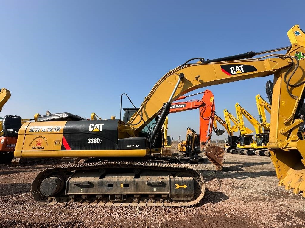 Escavadora de rastos CAT 336 D2: foto 1