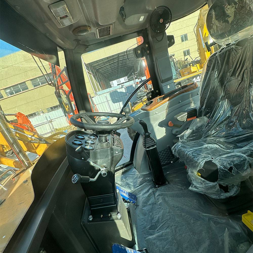 CATERPILLAR 420F - Retroescavadeira: foto 4 CATERPILLAR 420F - Retroescavadeira: foto 4