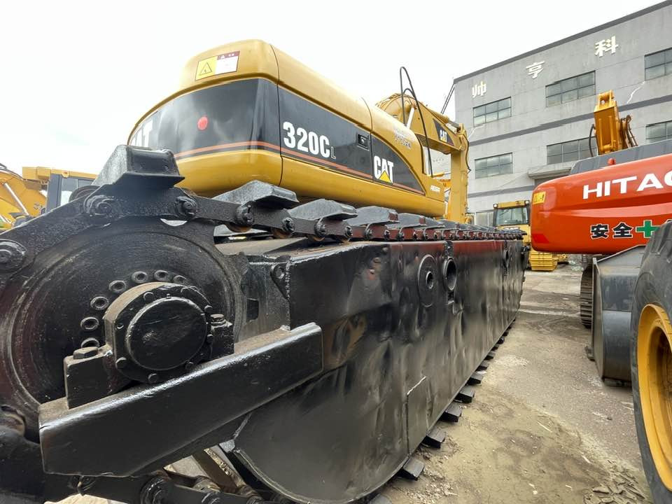 Caterpillar 320CL - Escavadeira: foto 2 Caterpillar 320CL - Escavadeira: foto 2