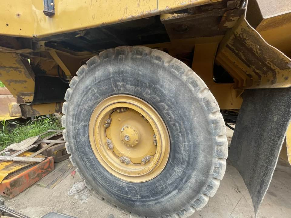 Caterpillar Cat 773f - Caminhão fora de estrada: foto 4 Caterpillar Cat 773f - Caminhão fora de estrada: foto 4