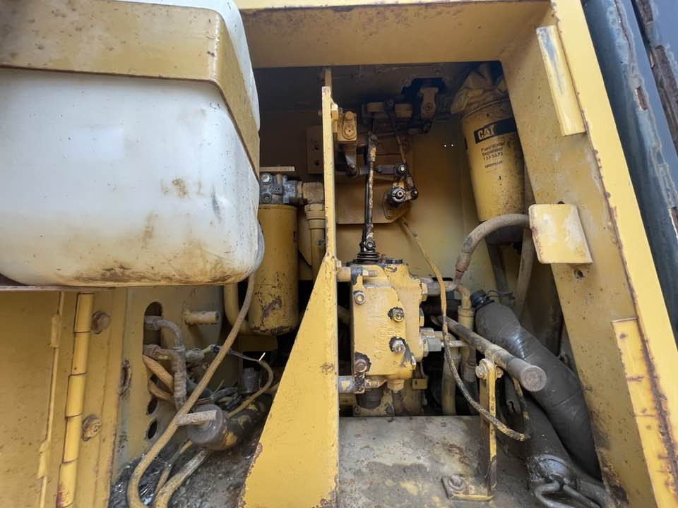 Caterpillar D6G2 LGP - Buldôzer: foto 3 Caterpillar D6G2 LGP - Buldôzer: foto 3