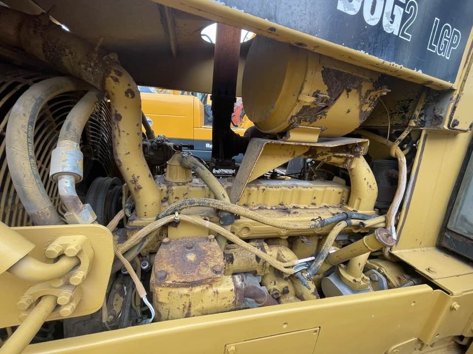 Caterpillar D6G2 LGP - Buldôzer: foto 5 Caterpillar D6G2 LGP - Buldôzer: foto 5