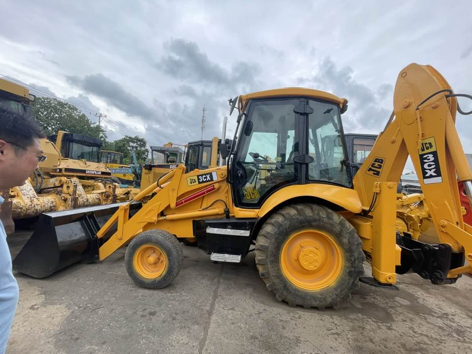 JCB 3Cx - Retroescavadeira: foto 1 JCB 3Cx - Retroescavadeira: foto 1
