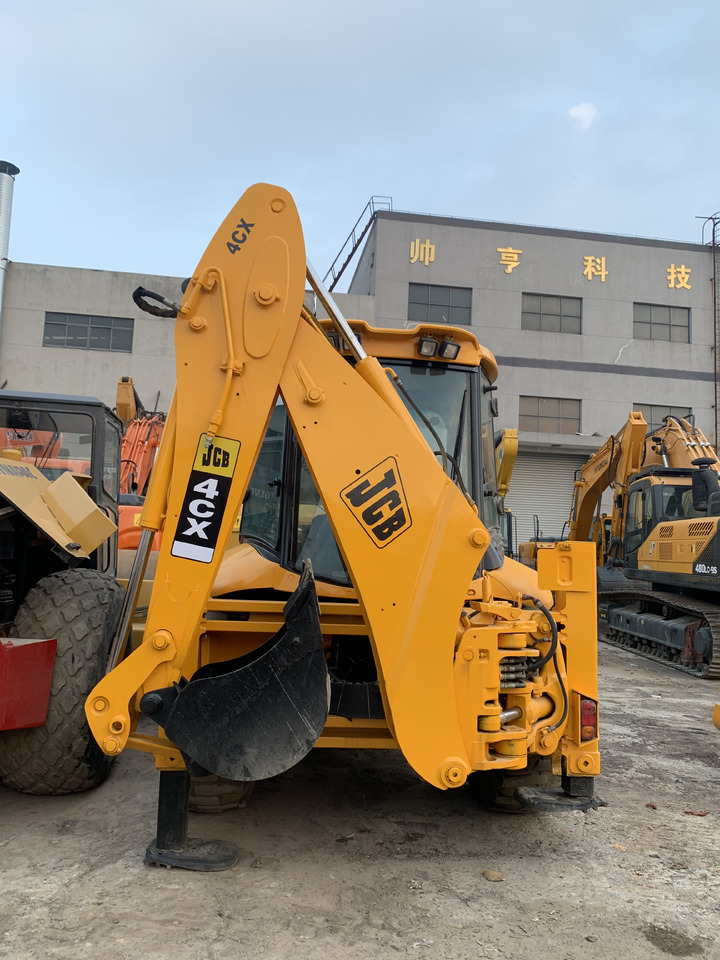 JCB 4CX - Pá carregadora de rodas: foto 3 JCB 4CX - Pá carregadora de rodas: foto 3
