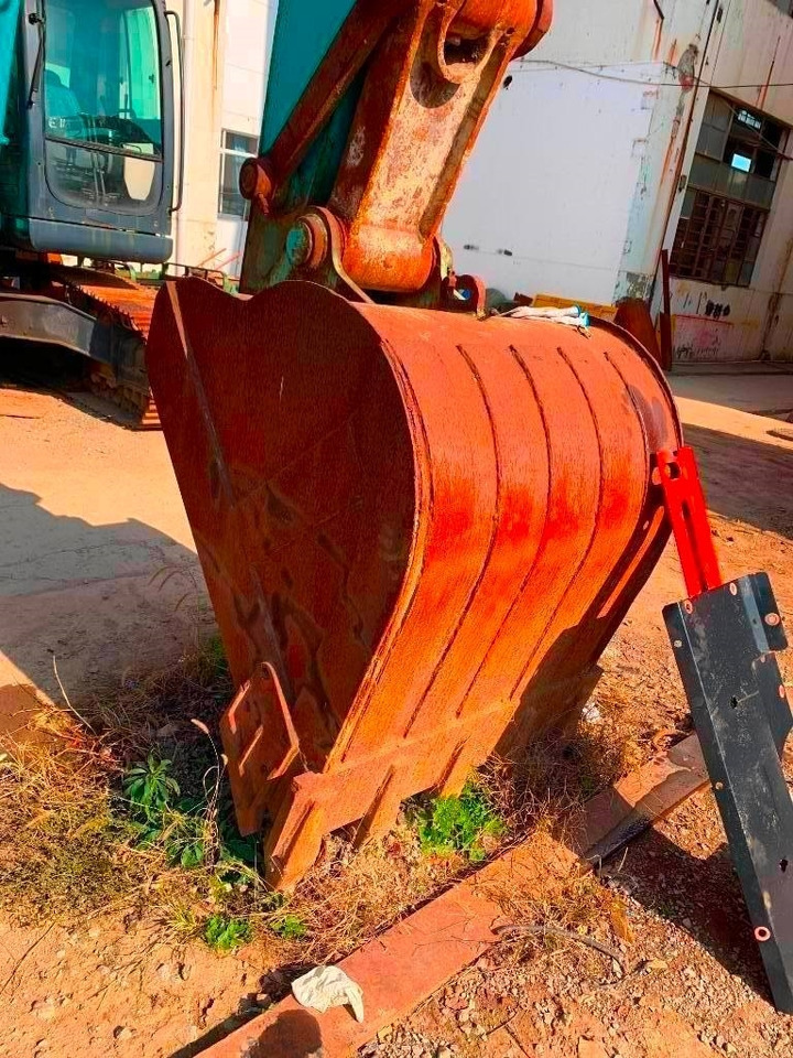 Kobelco SK 210 LC-8 - Escavadora de rastos: foto 4 Kobelco SK 210 LC-8 - Escavadora de rastos: foto 4