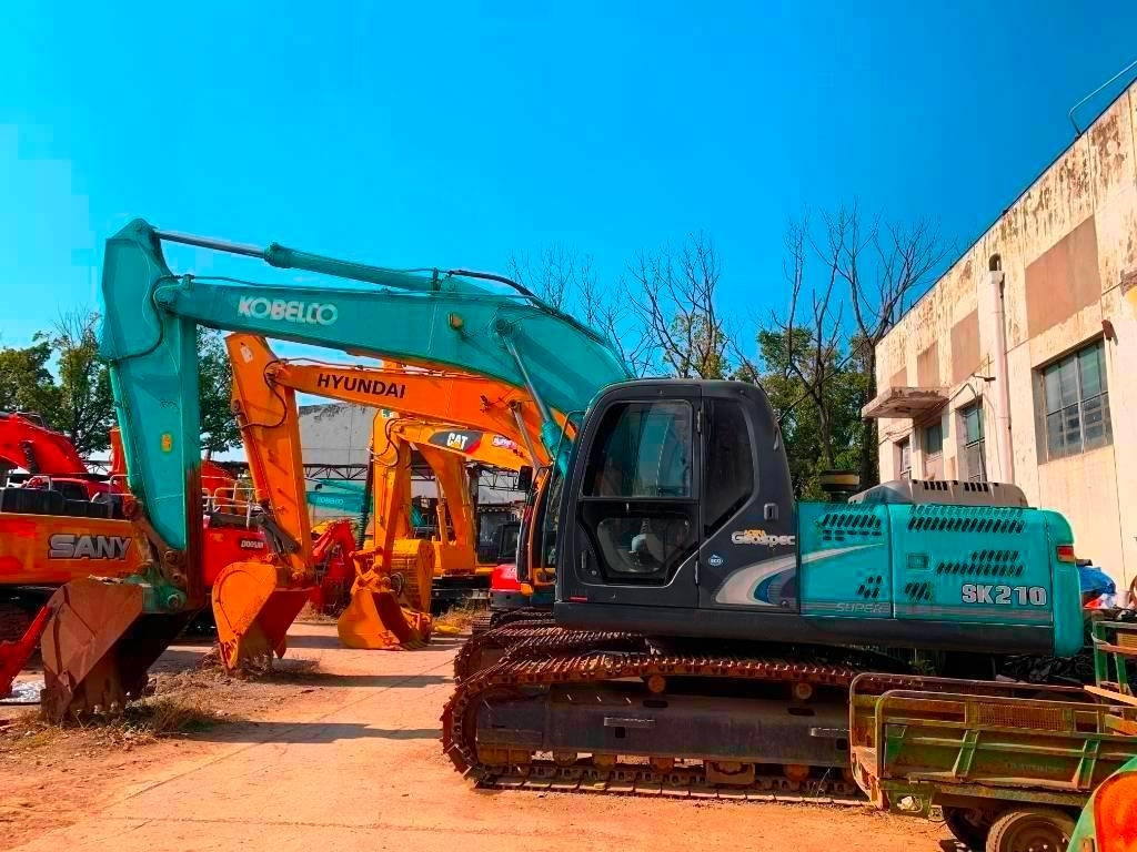 Kobelco SK 210 LC-8 - Escavadora de rastos: foto 2 Kobelco SK 210 LC-8 - Escavadora de rastos: foto 2