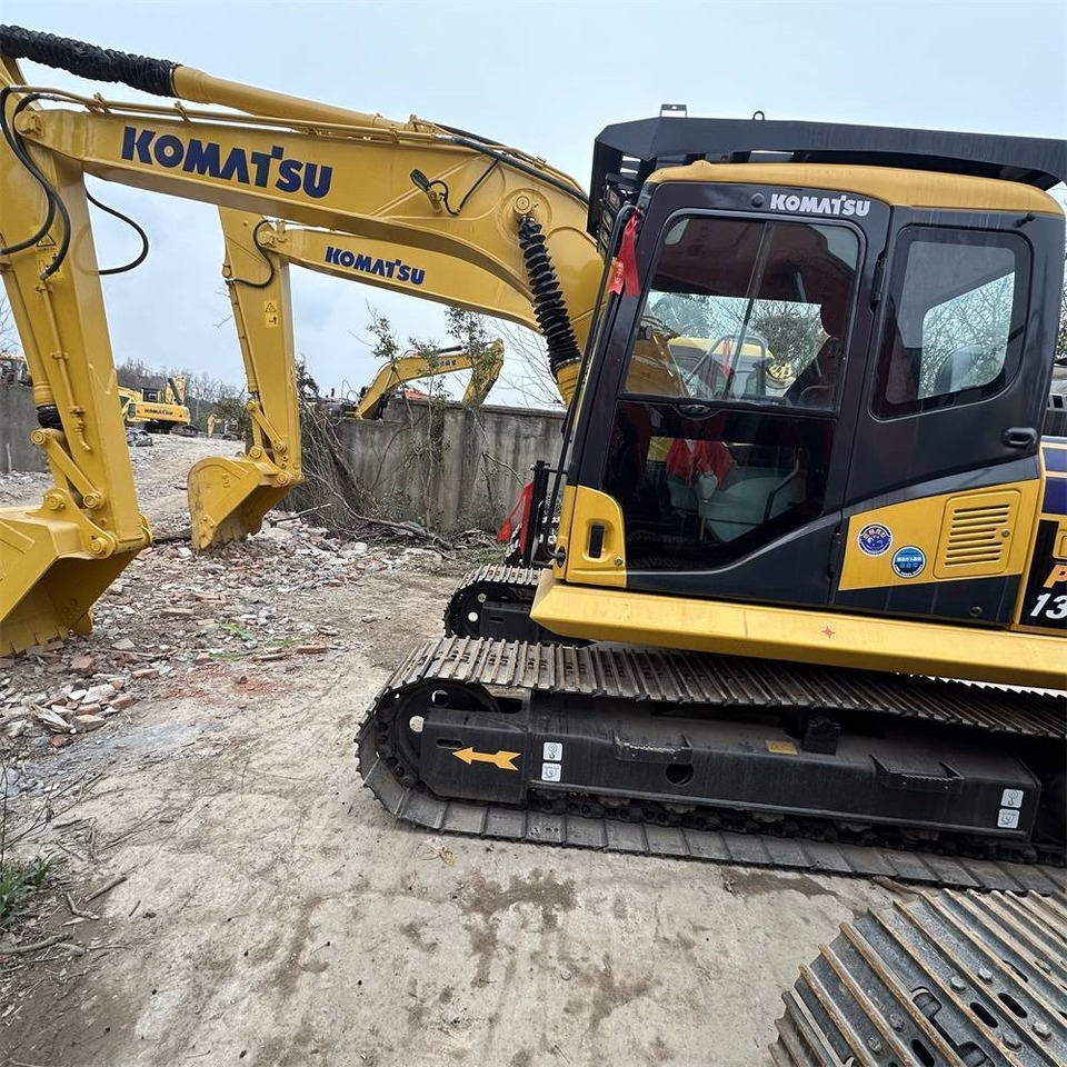 Komatsu PC 130-7 - Escavadora de rastos: foto 1 Komatsu PC 130-7 - Escavadora de rastos: foto 1