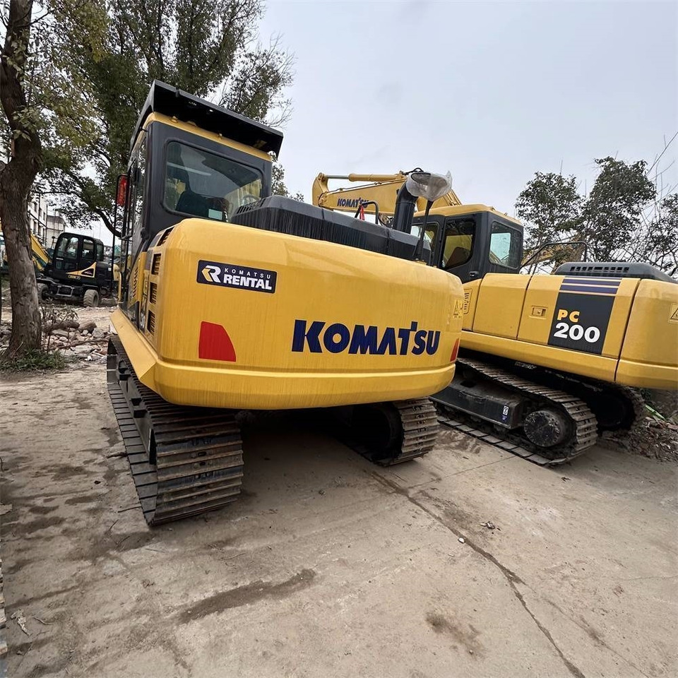 Komatsu PC 130-7 - Escavadora de rastos: foto 2 Komatsu PC 130-7 - Escavadora de rastos: foto 2