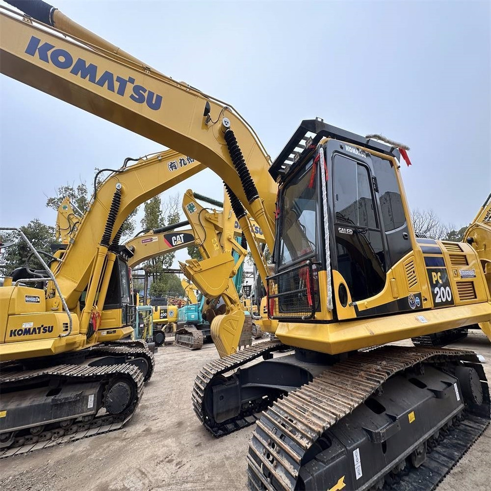Komatsu PC 200 - Escavadora de rastos: foto 3 Komatsu PC 200 - Escavadora de rastos: foto 3