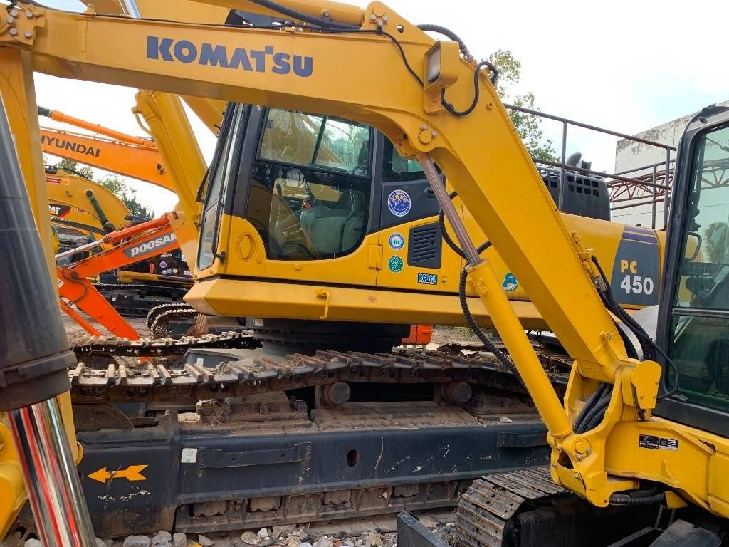 Komatsu PC 450 - Escavadora de rastos: foto 2 Komatsu PC 450 - Escavadora de rastos: foto 2