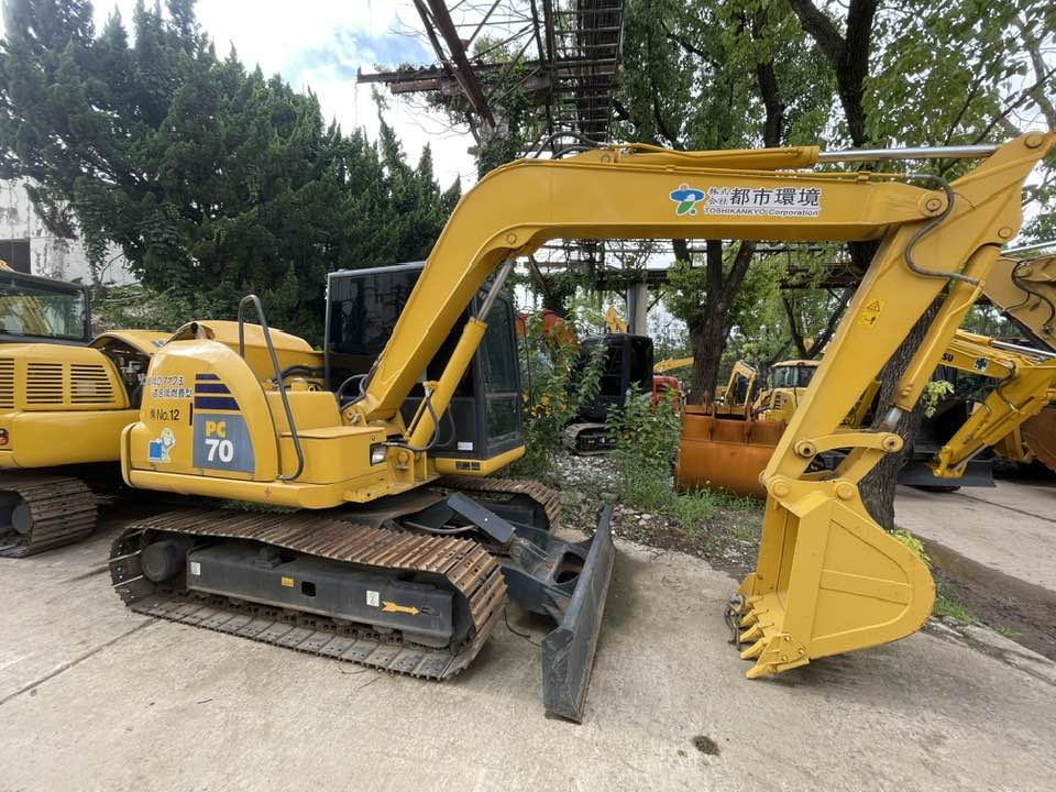 Mini escavadeira Komatsu PC70-8: foto 8