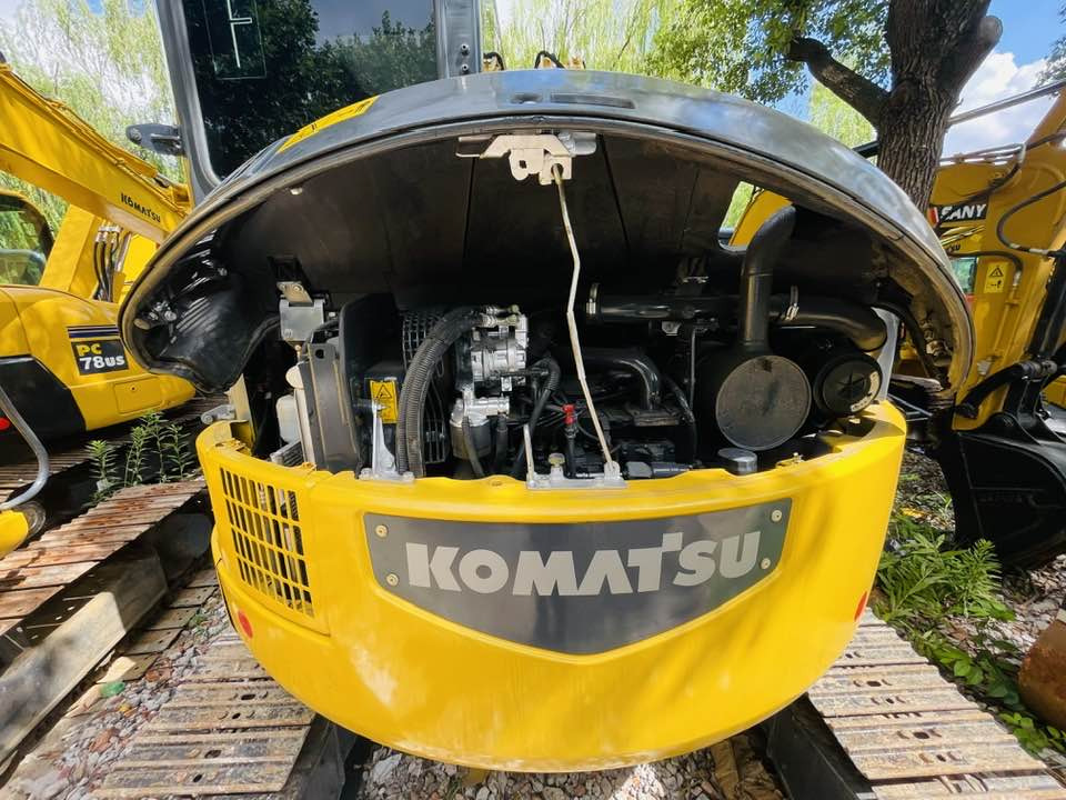 Komatsu PC78US-11 - Mini escavadeira: foto 5 Komatsu PC78US-11 - Mini escavadeira: foto 5