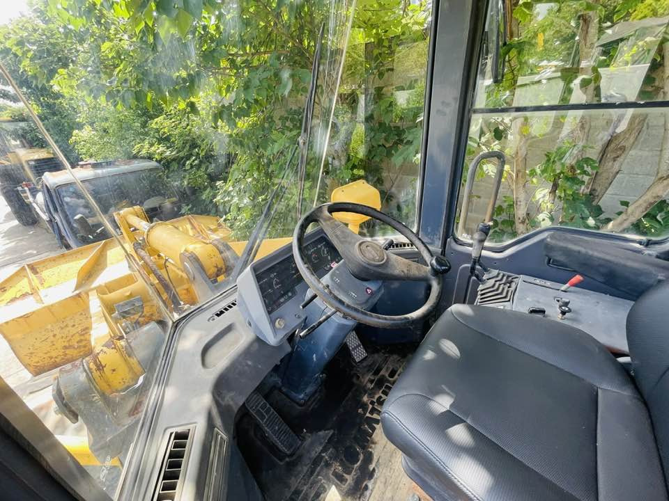 Pá carregadora de rodas Komatsu WA380-8: foto 7