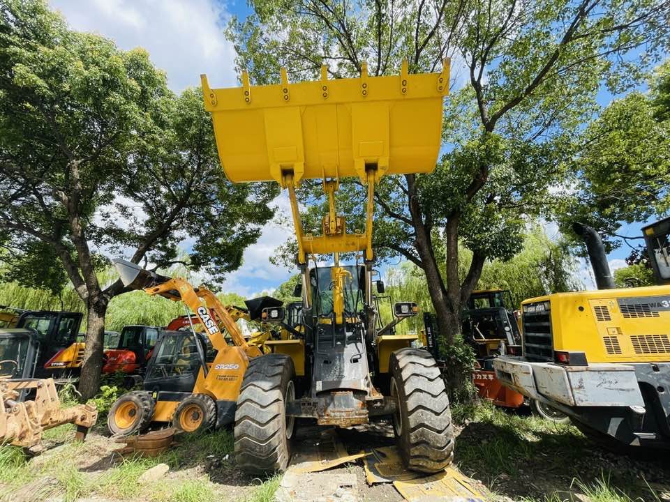 Komatsu WA380-8 - Pá carregadora de rodas: foto 5 Komatsu WA380-8 - Pá carregadora de rodas: foto 5