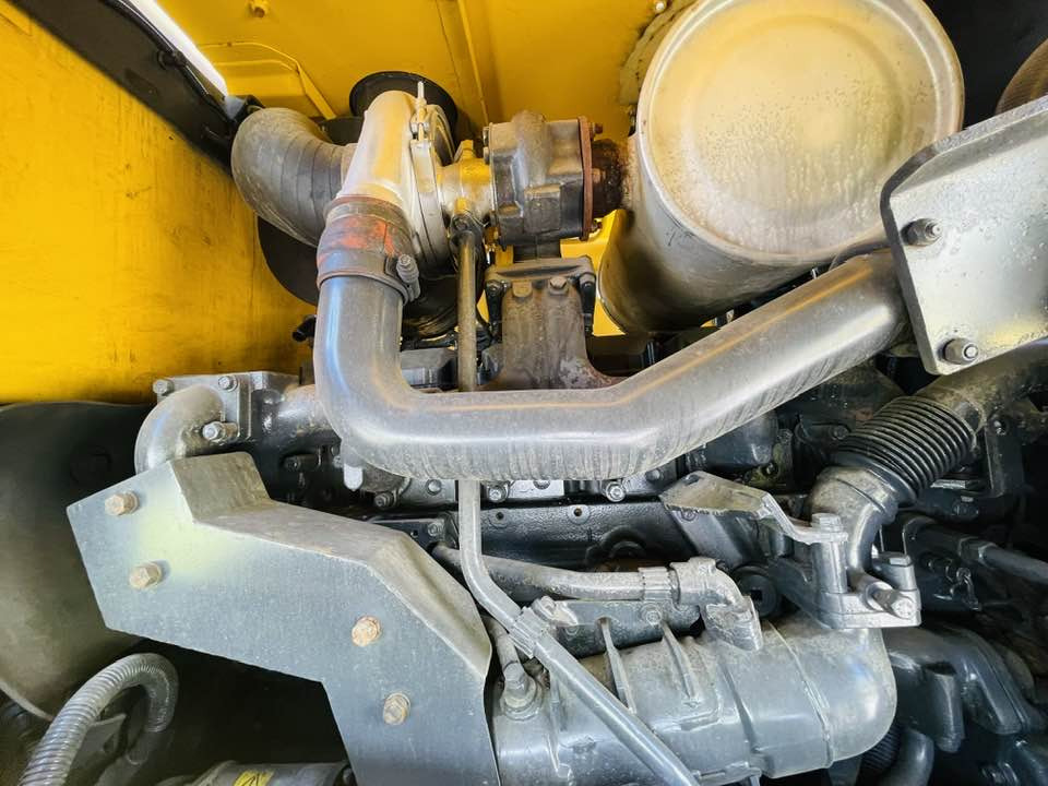 Pá carregadora de rodas Komatsu WA470: foto 11
