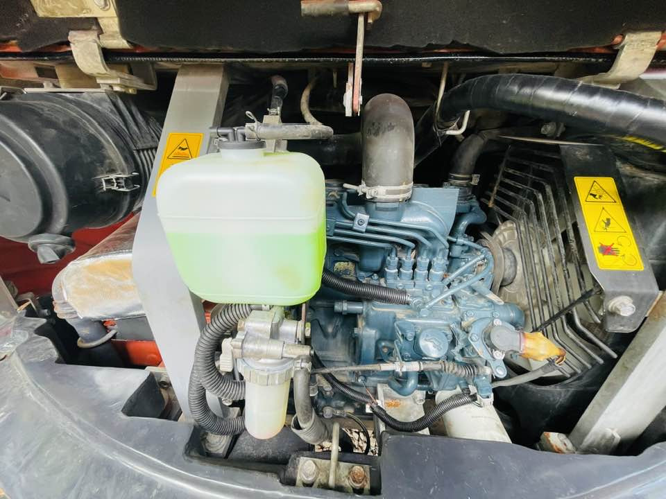 Kubota U55‑4 - Mini escavadeira: foto 5 Kubota U55‑4 - Mini escavadeira: foto 5