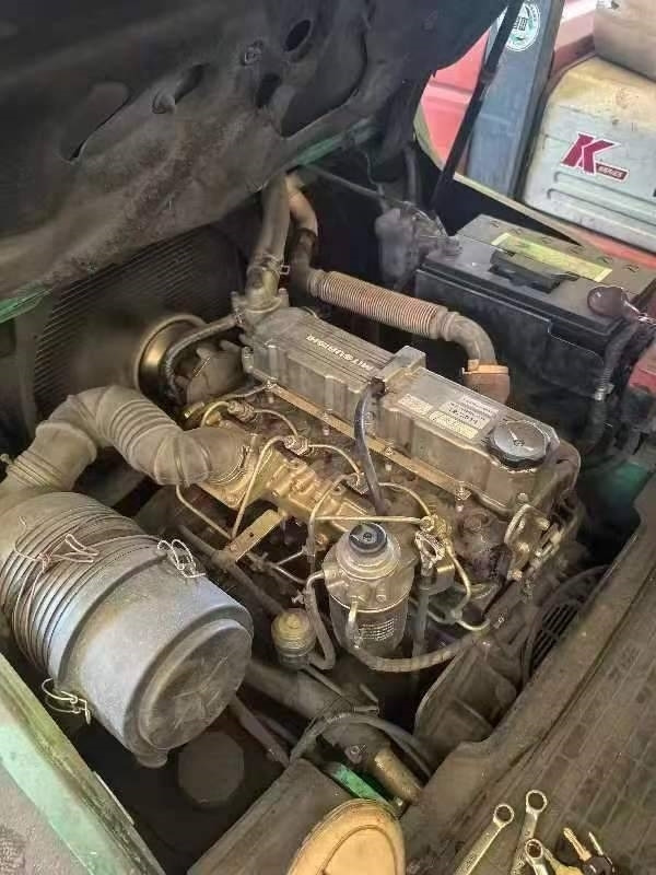 Mitsubishi FD 25 - Empilhador a diesel: foto 4 Mitsubishi FD 25 - Empilhador a diesel: foto 4