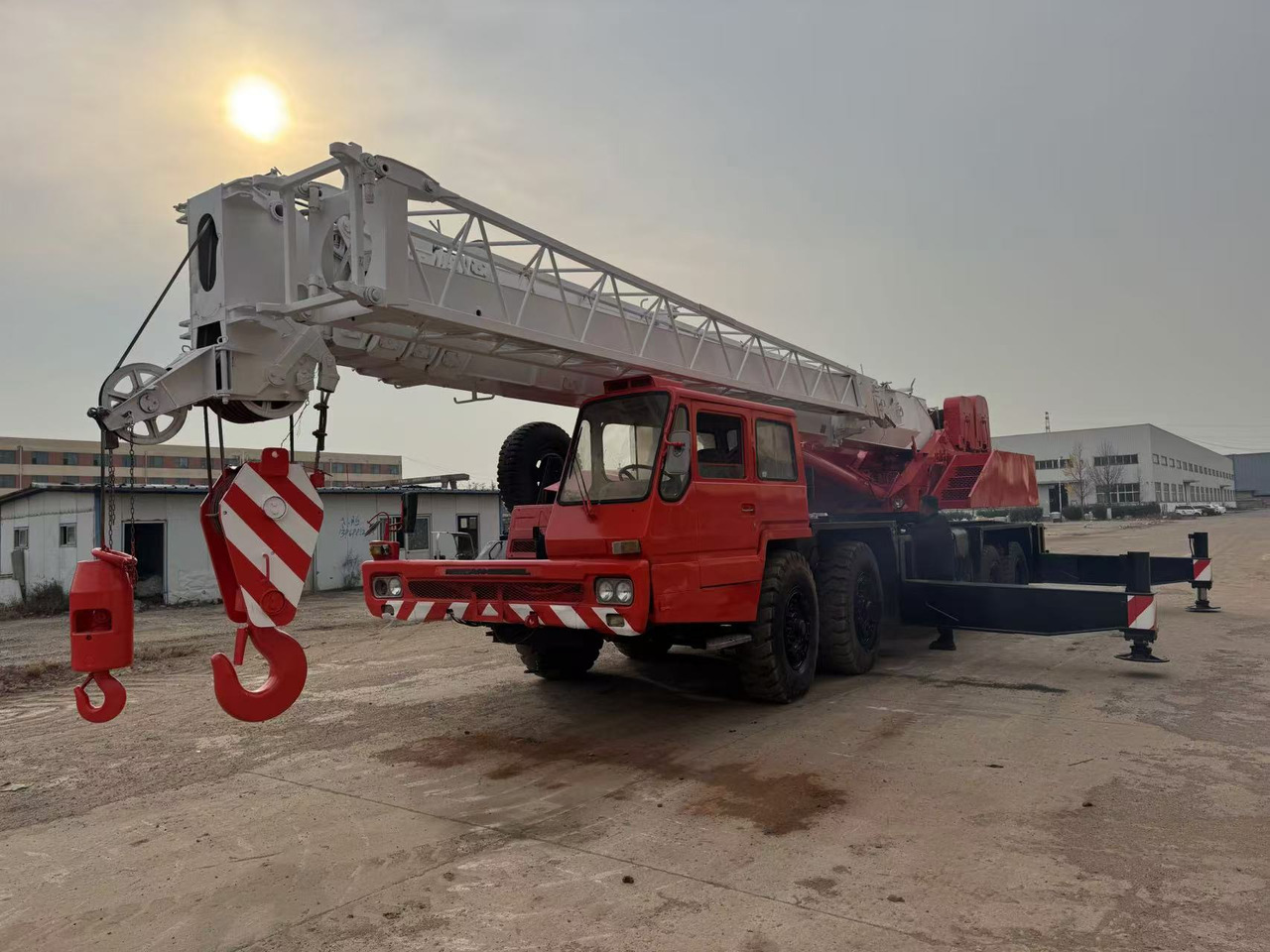 TADANO TG700E - Grua móvel: foto 2 TADANO TG700E - Grua móvel: foto 2