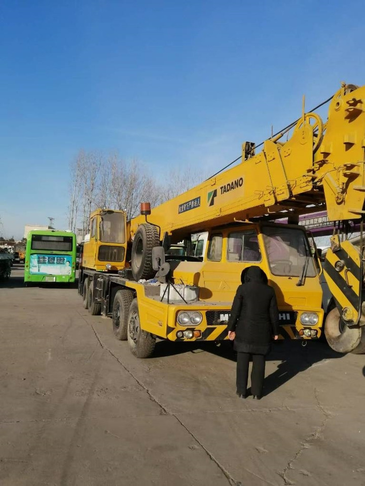 TADANO TL 300 E - Guindaste: foto 1 TADANO TL 300 E - Guindaste: foto 1