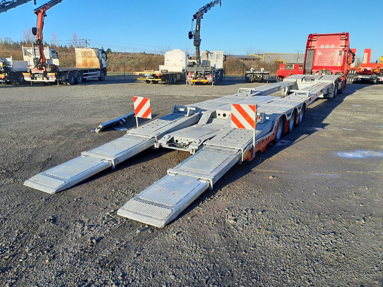 FGM FGM 32 plant carrier / low loader Semi-trailer - Semi-reboque baixa: foto 4 FGM FGM 32 plant carrier / low loader Semi-trailer - Semi-reboque baixa: foto 4