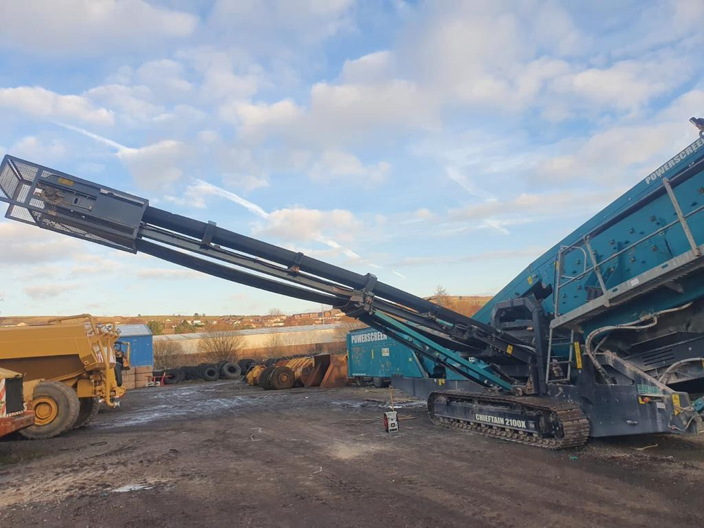 Powerscreen Chieftain 2100x 3D - Peneira vibratória: foto 4 Powerscreen Chieftain 2100x 3D - Peneira vibratória: foto 4