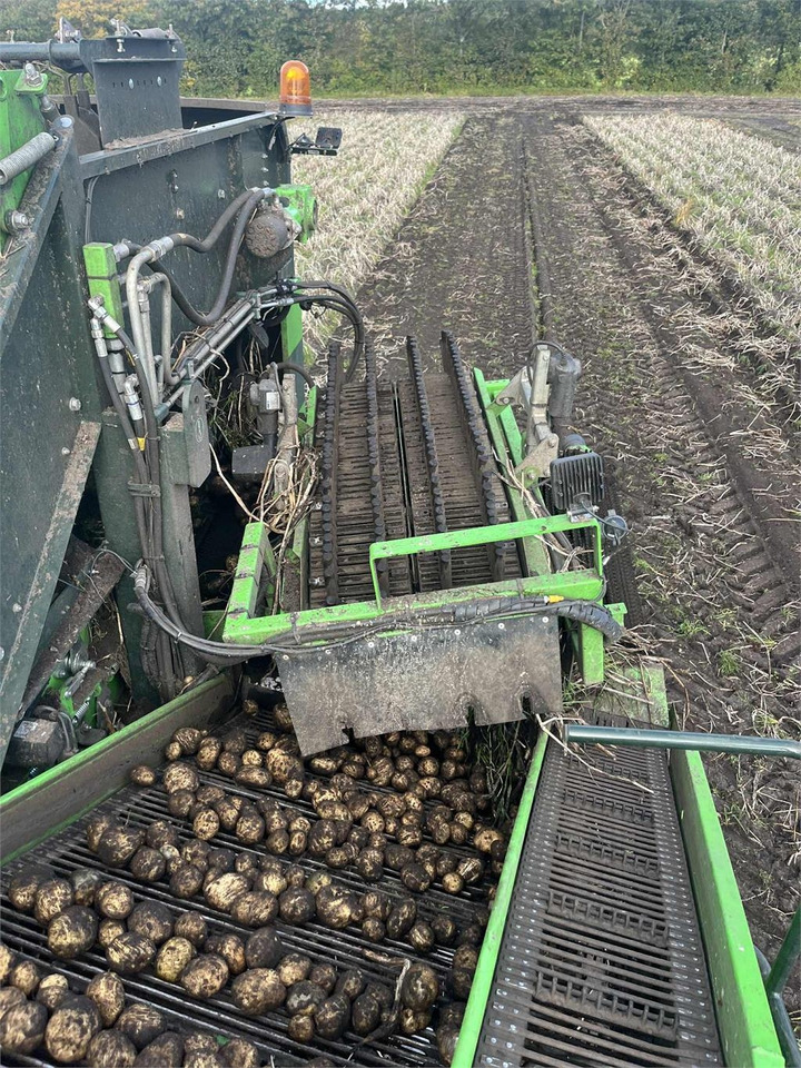 AVR 9200 CR - Colheitadeira de batatas: foto 4 AVR 9200 CR - Colheitadeira de batatas: foto 4