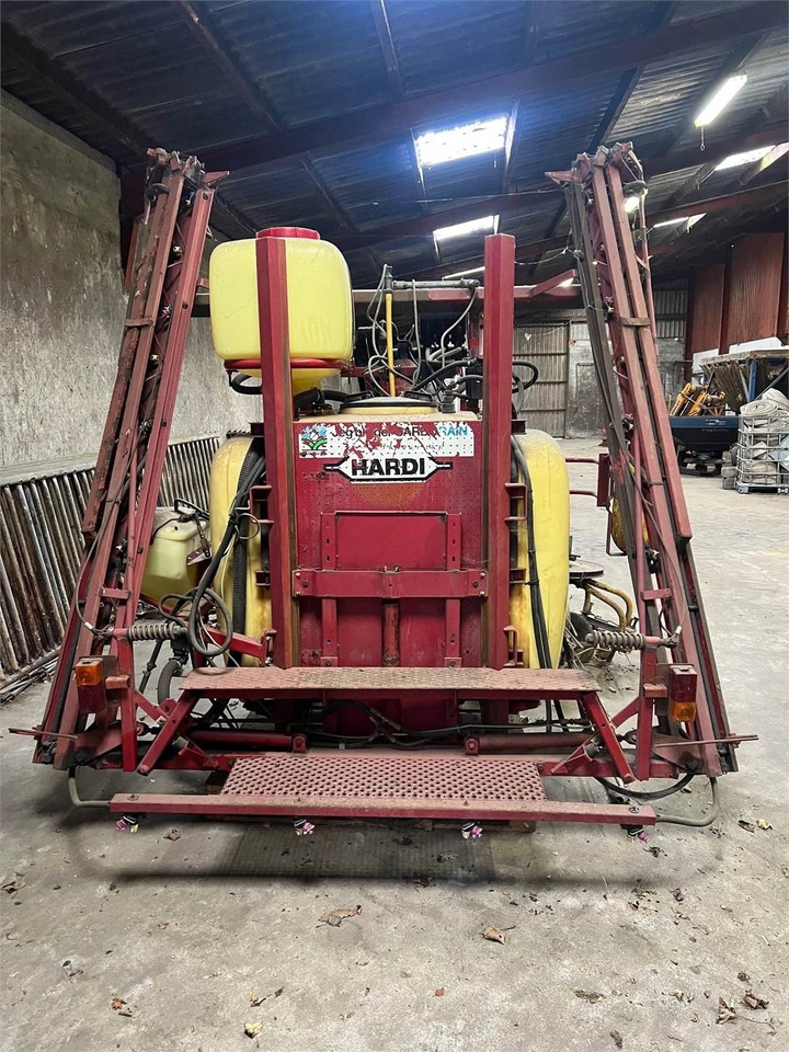 Hardi 800 L MED 12 BOM - Pulverizador montado: foto 2 Hardi 800 L MED 12 BOM - Pulverizador montado: foto 2