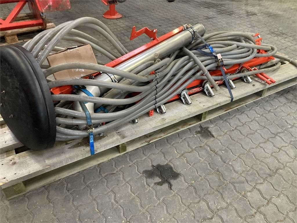 Kuhn TF FORDELERHOVE - Máquina para semear: foto 1 Kuhn TF FORDELERHOVE - Máquina para semear: foto 1