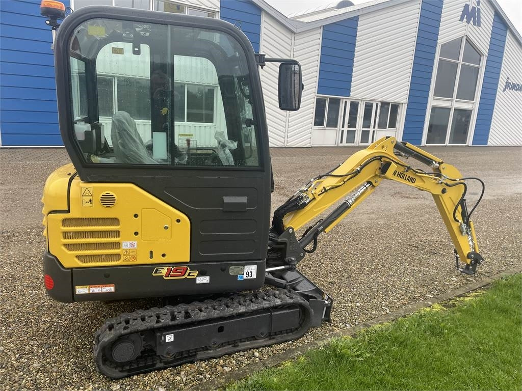 New Holland E19C AG - Mini escavadeira: foto 4 New Holland E19C AG - Mini escavadeira: foto 4