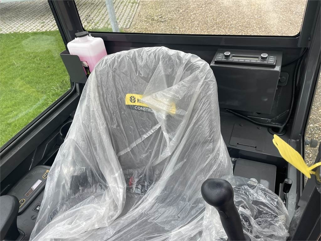 New Holland E19C AG - Mini escavadeira: foto 5 New Holland E19C AG - Mini escavadeira: foto 5