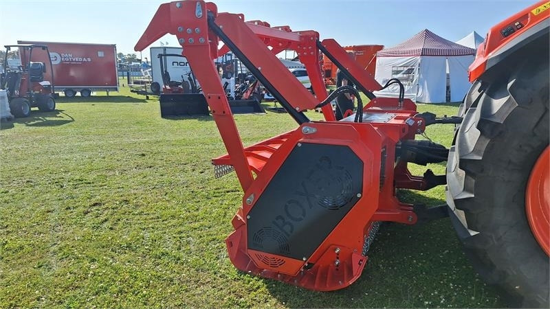 Boxer Agri Bm220 super Fabriks ny - Triturador florestal: foto 3 Boxer Agri Bm220 super Fabriks ny - Triturador florestal: foto 3
