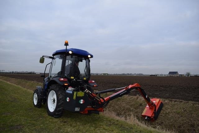 - - - boxer - Equipamento para Trator municipal: foto 1 - - - boxer - Equipamento para Trator municipal: foto 1