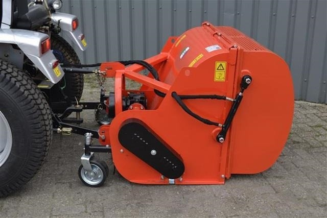 - - - boxer - Equipamento para Trator municipal: foto 1 - - - boxer - Equipamento para Trator municipal: foto 1